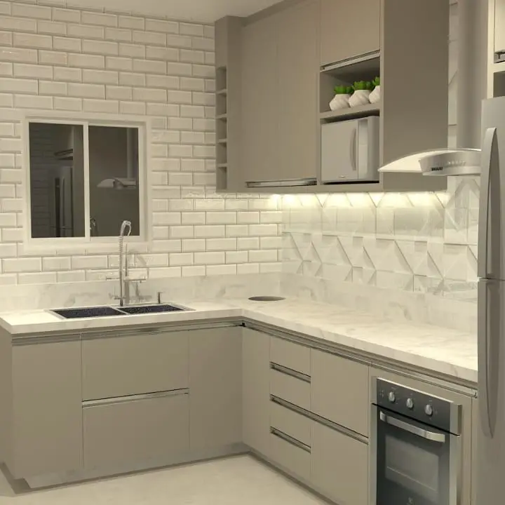 Cozinha planejada pequena clean com iluminação incorporada nos armários 